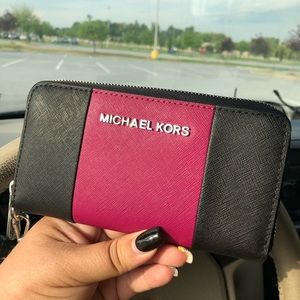 Michale Kors Wallet